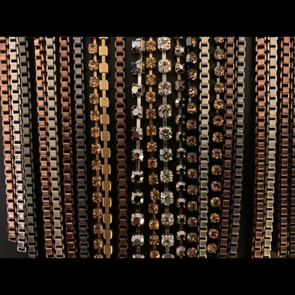 Fashion necklace with rhinestone strings - Picture 4 of 8